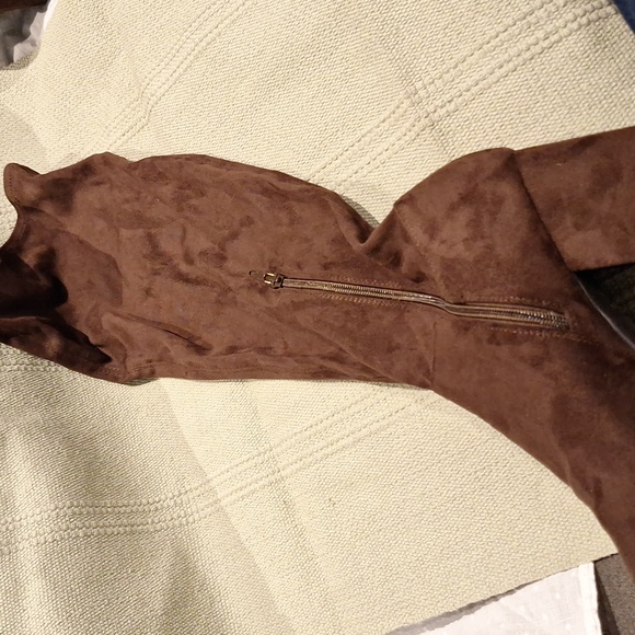 Christian siriano for Payless Chocolate Brown  faux suede boots size 12 - Picture 7 of 8